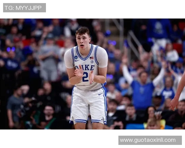 独行侠变阵失败？弗拉格打控卫13中3仅1助 7板2断2帽展示防守实力