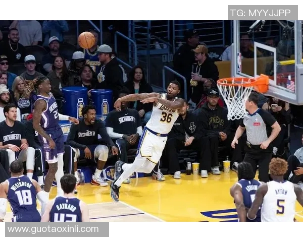 防守太惨淡!国王连负湖人&快船净负65分 防守太惨淡!国王连负湖人&快船净负65分